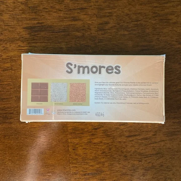 GLAMLITE S'mores Highlight and Contour Palette - Picture 3 of 3